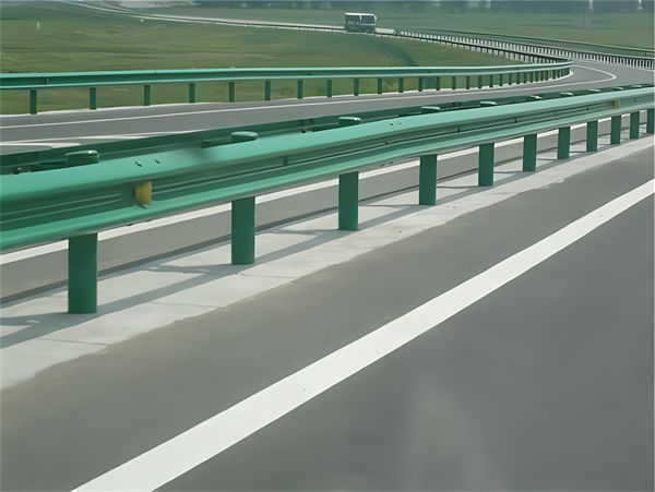 合肥高速护栏板守护安全广泛应用于多个行业