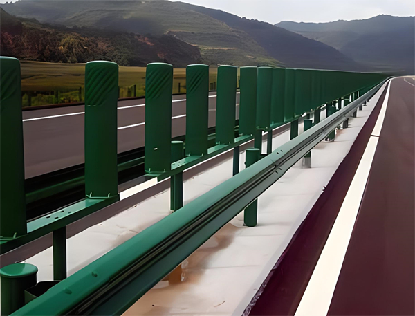 合肥三波护栏板在高速公路的应用